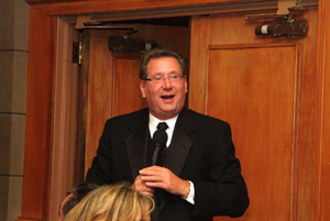 Annelies' father with the mike